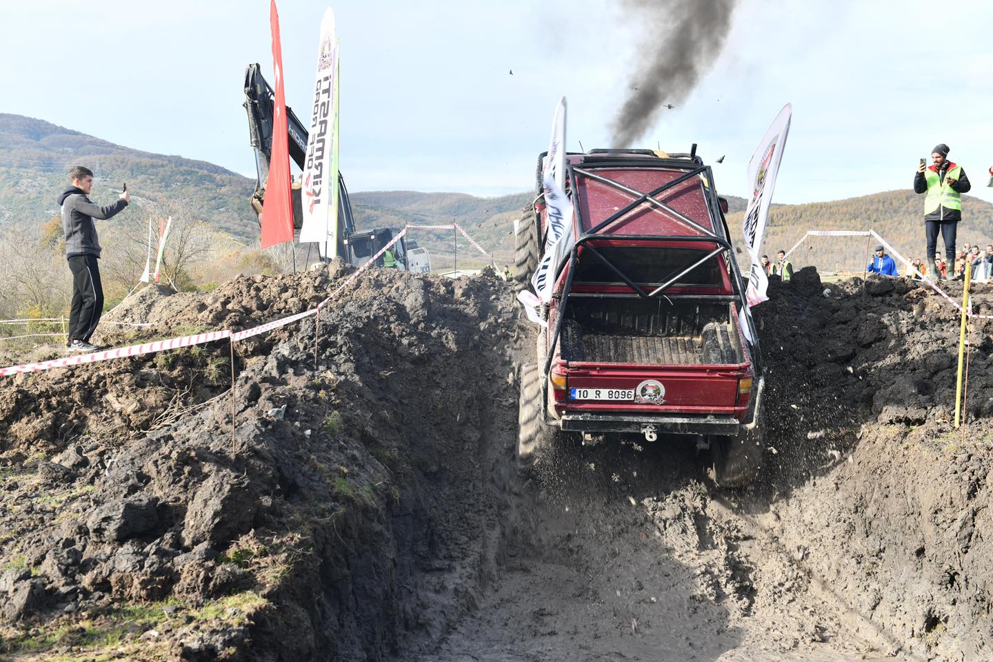 595816002 1236031105239240 7316001538484685369 N